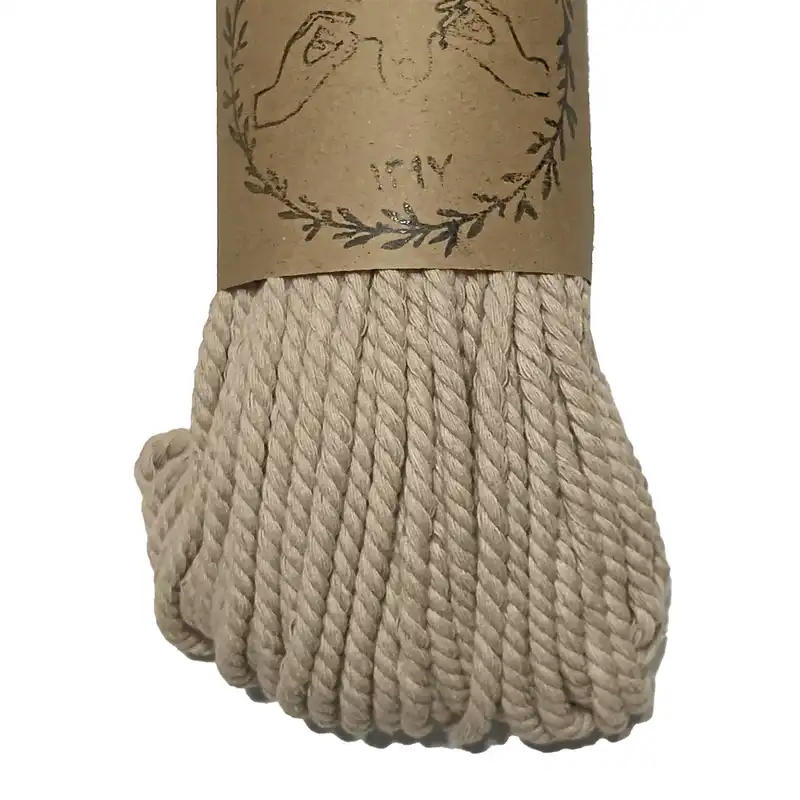 نخ مکرومه بافی هنر آنتیک مدل پنبه ای کد 163