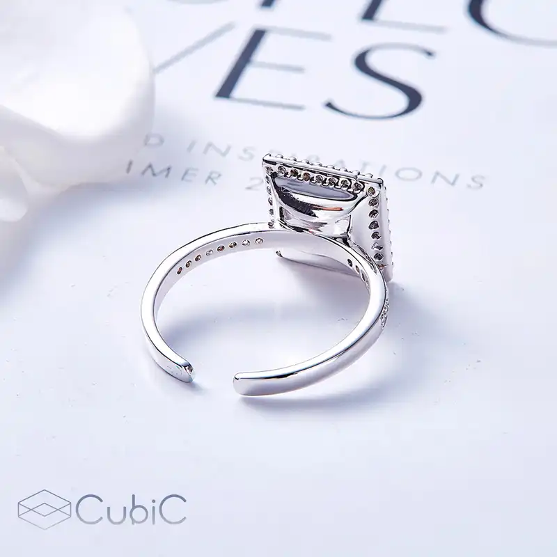 انگشتر زنانه کوبیک مدل QR-1110