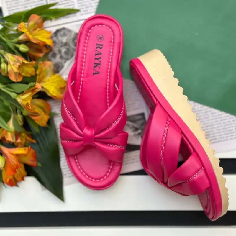 دمپایی زنانه رایکا طب مدل پریسا