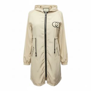 نقد و بررسی بارانی زنانه مدل مینو DZDTD4467 توسط خریداران