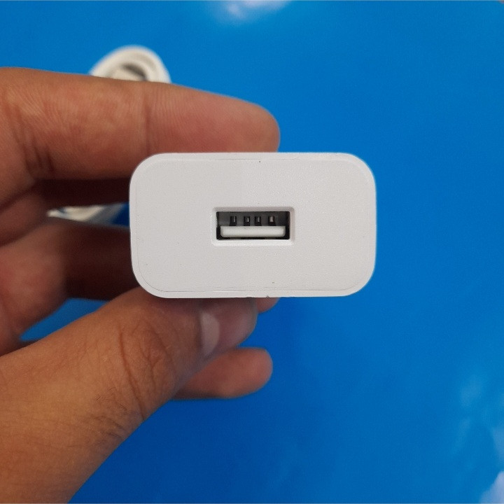 شارژر دیواری مدل ORGINAL 2AMP به همراه کابل تبدیل microUSB شارژر دیواری مدل ORGINAL 2AMP به همراه کابل تبدیل microUSB