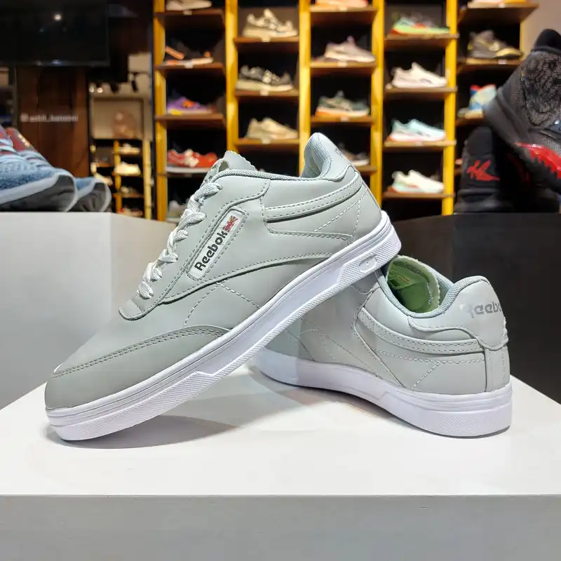 کفش پیاده روی مدل classic grywh-124001013