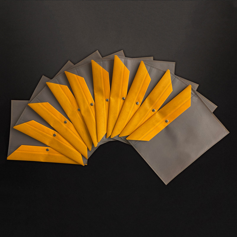 پوشه دکمه دار مدل دوستدار محیط زیست بسته 10 عددی