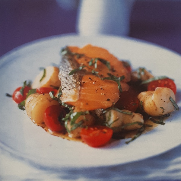 كتاب Top 100 Salmon Recipes اثر Nick Nairn انتشارات بی بی سی