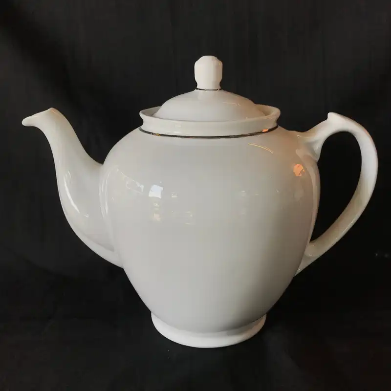 قوری چینی زرین ایران مدل هيتي سمن درجه 2