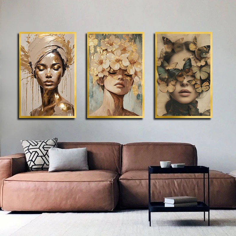 تابلو ساده بکلیت طرح نقاشی رنگ روغن چهره و گل و پروانه مدل T-3617 فریم طلایی مجموعه 3 عددی