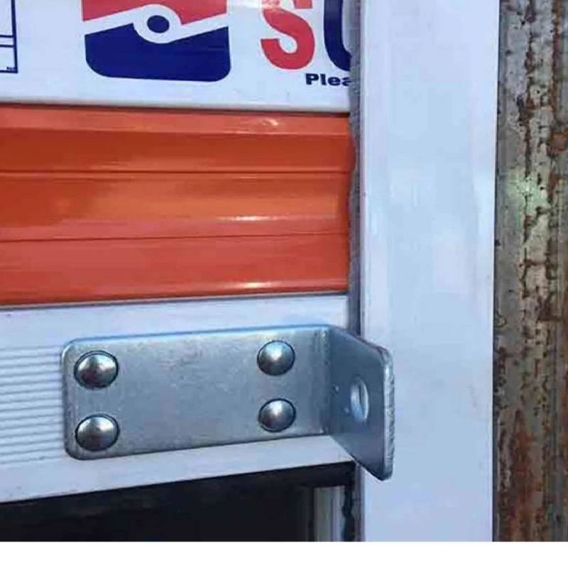 عکس شماره 3 : جاقفلی کرکره برقی مدل هلالی مجموعه 4 عددی