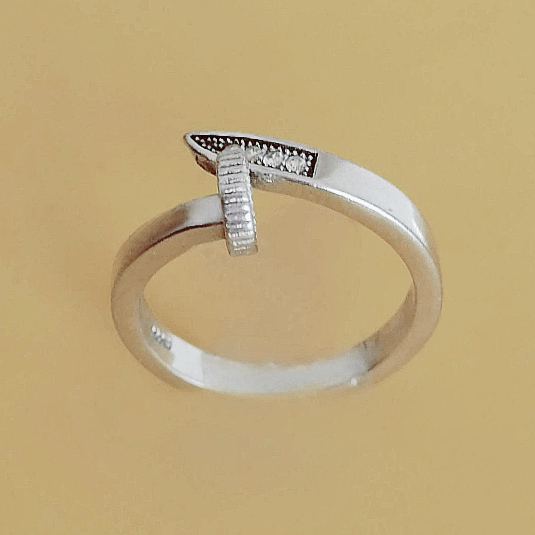 انگشتر نقره زنانه مدل Gh43