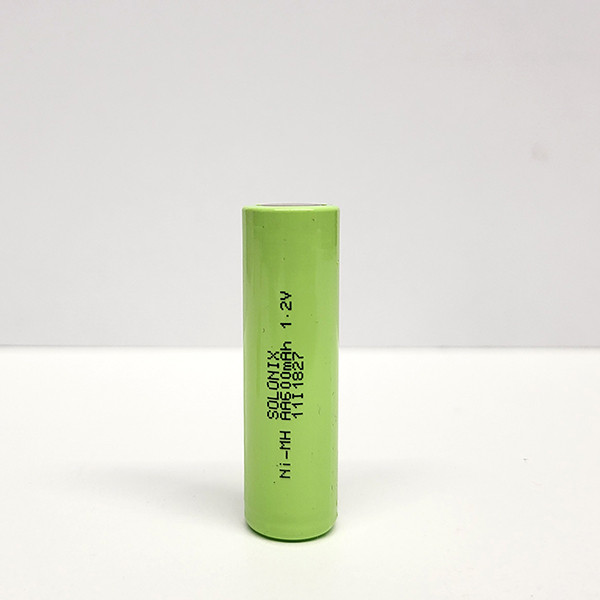 باتری قلمی قابل شارژ سولونیکس مدل  صنعتی 600mAh سرتخت بسته 4 عددی