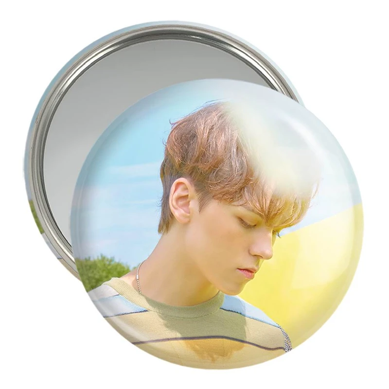 آینه جیبی خندالو مدل ورنون گروه سونتین Seventeen  کد 21520