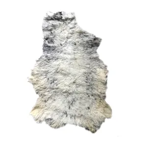 فرش پوست انارکارپت مدل خز طبیعی گوسفند کد GN 116