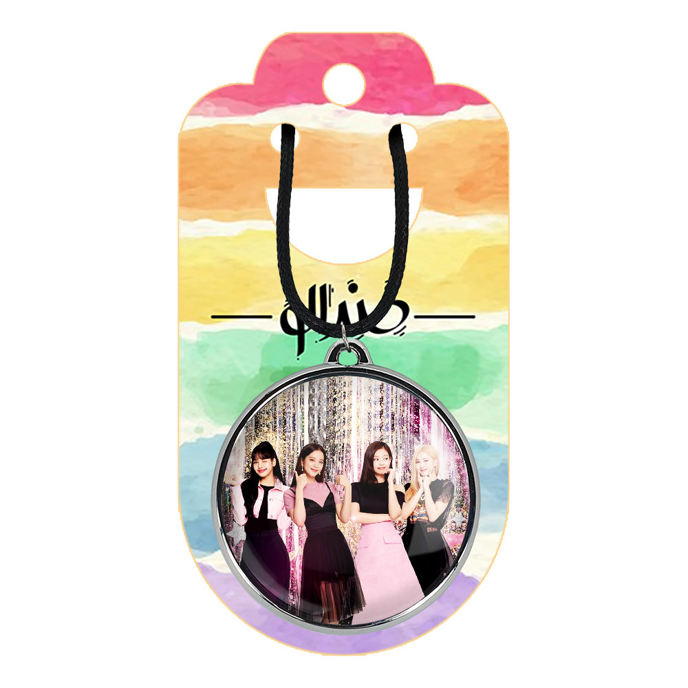 گردنبند خندالو مدل گروه بلک پینک Black Pink کد 37023703 گردنبند خندالو مدل گروه بلک پینک Black Pink کد 37023703