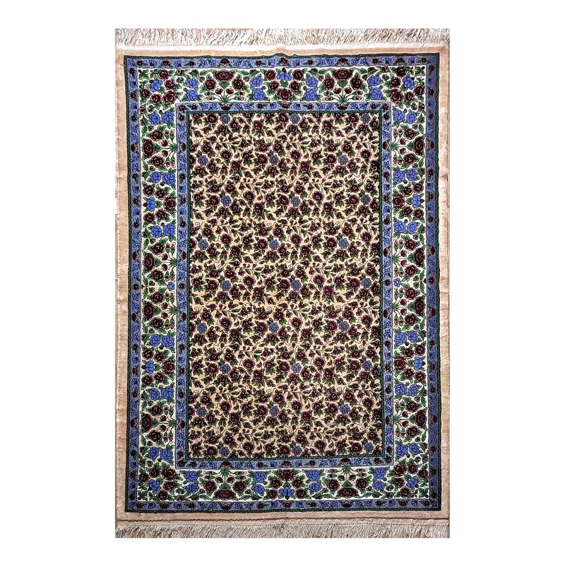 فرش دستباف دو و نیم متری طرح هزار گل مدل AA