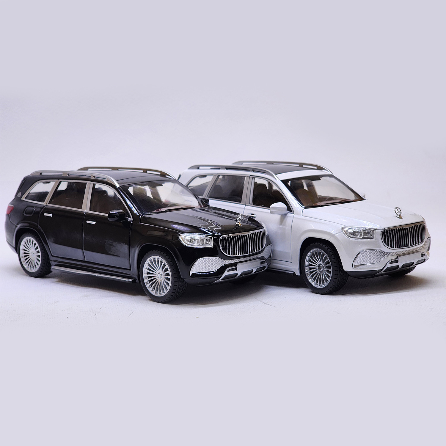 ماشین بازی طرح بنز میباخ کد gls600