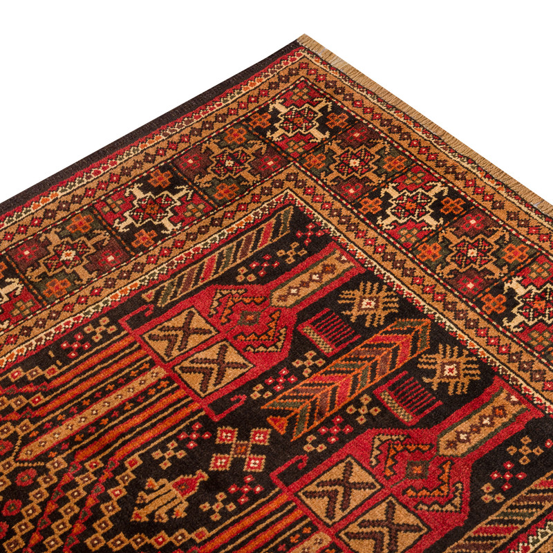 فرش دستبافت کناره طول سه متر مدل نقشه بلوچ  کد 33.1854