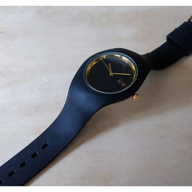 ساعت  مچی عقربه ای پسرانه کد 703