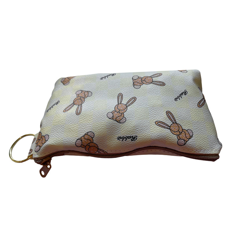 کیف لوازم آرایش زنانه مدل  LVL Rabbit