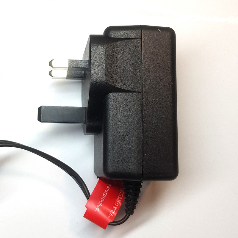 آداپتور 9 ولت 0.75 آمپر پاناسونیک مدل PQLV206E آداپتور 9 ولت 0.75 آمپر پاناسونیک مدل PQLV206E