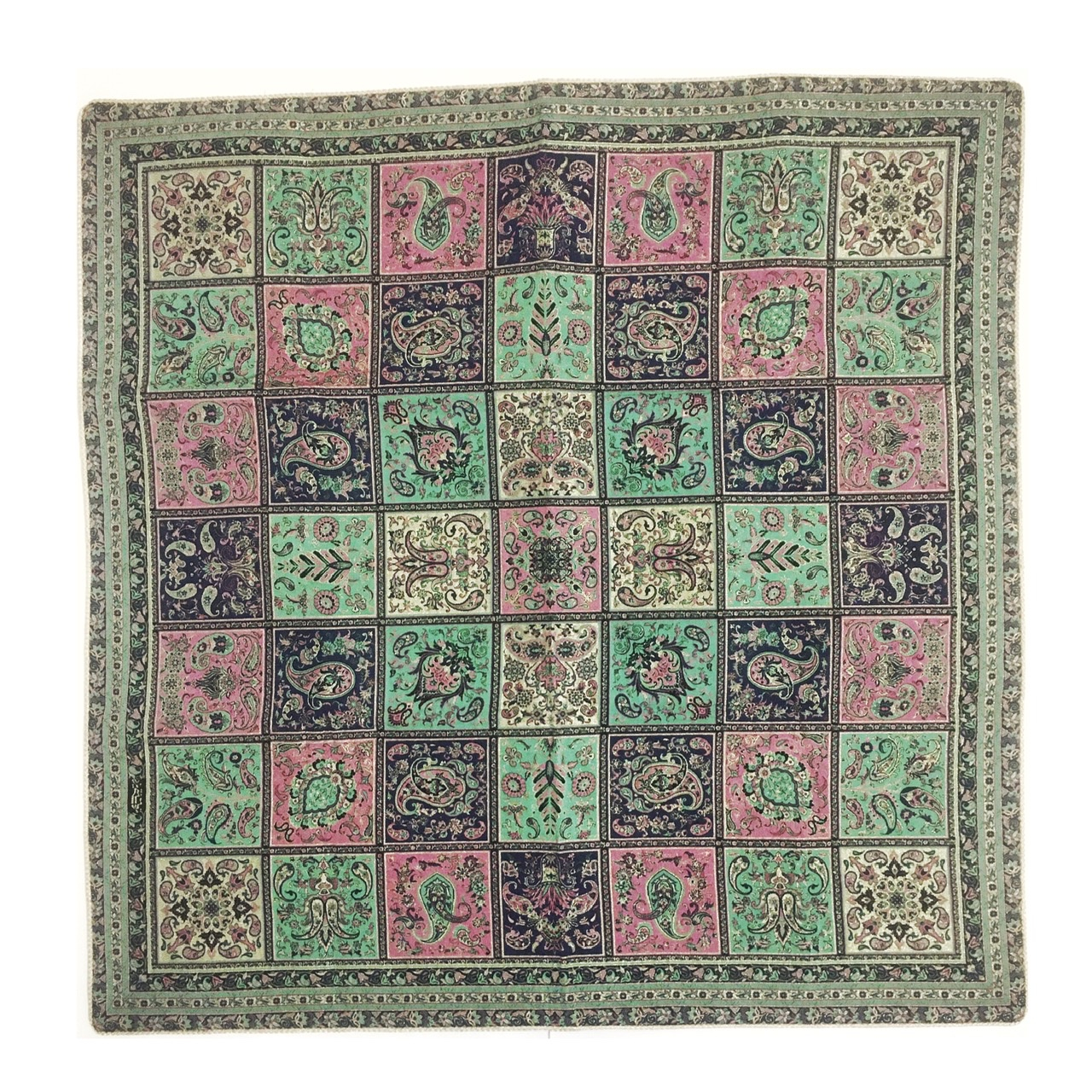 روميزي ترمه مدل خشتي