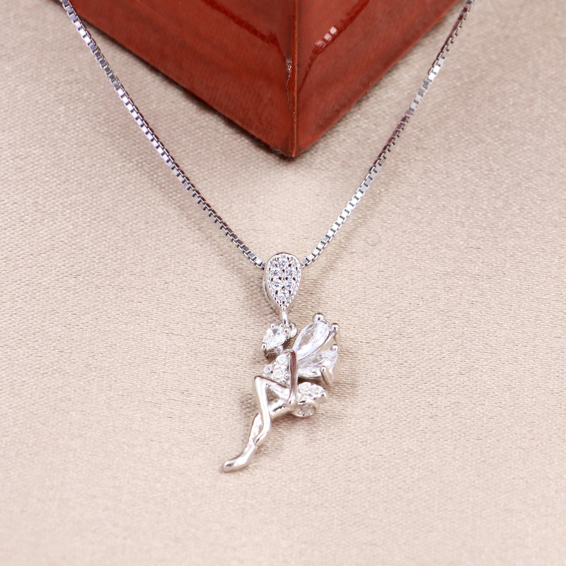 نیم ست نقره زنانه جی تی ای مدل جی نایس نیم ست نقره زنانه جی تی ای مدل جی نایس