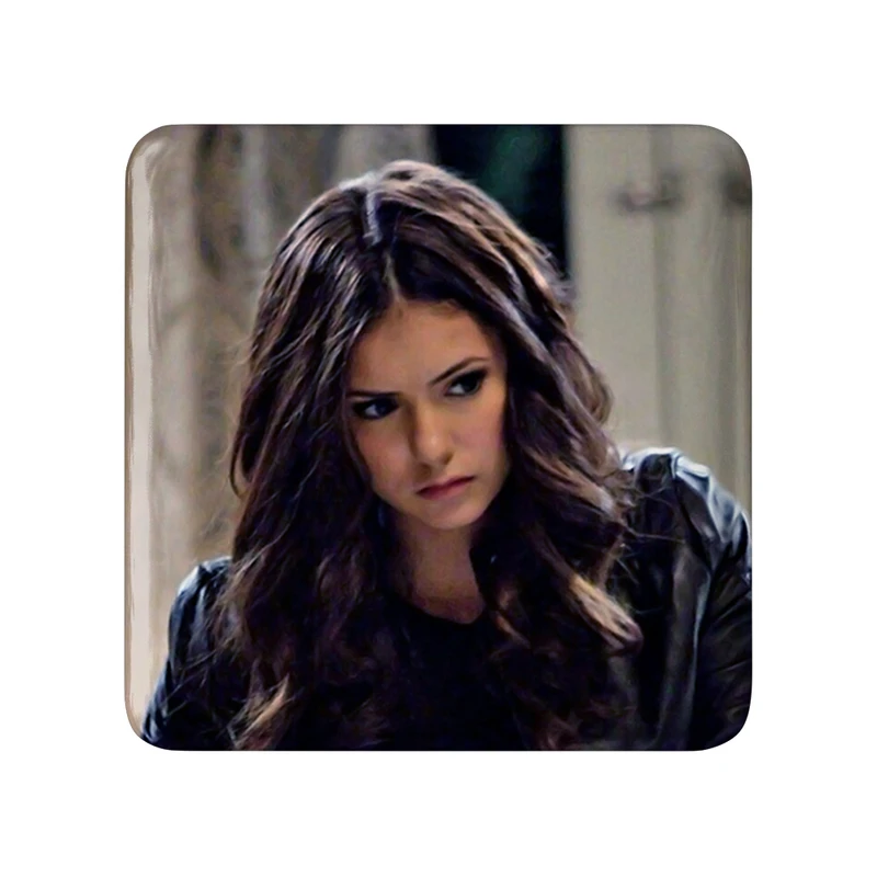 مگنت خندالو طرح خاطرات یک خون آشام The Vampire Diaries مدل مربعی کد 20240