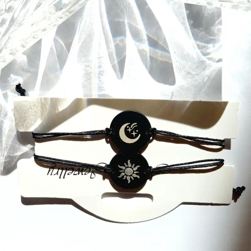 دستبند مدل دوستی مینیمال ماه و خورشید بسته 2 عددی