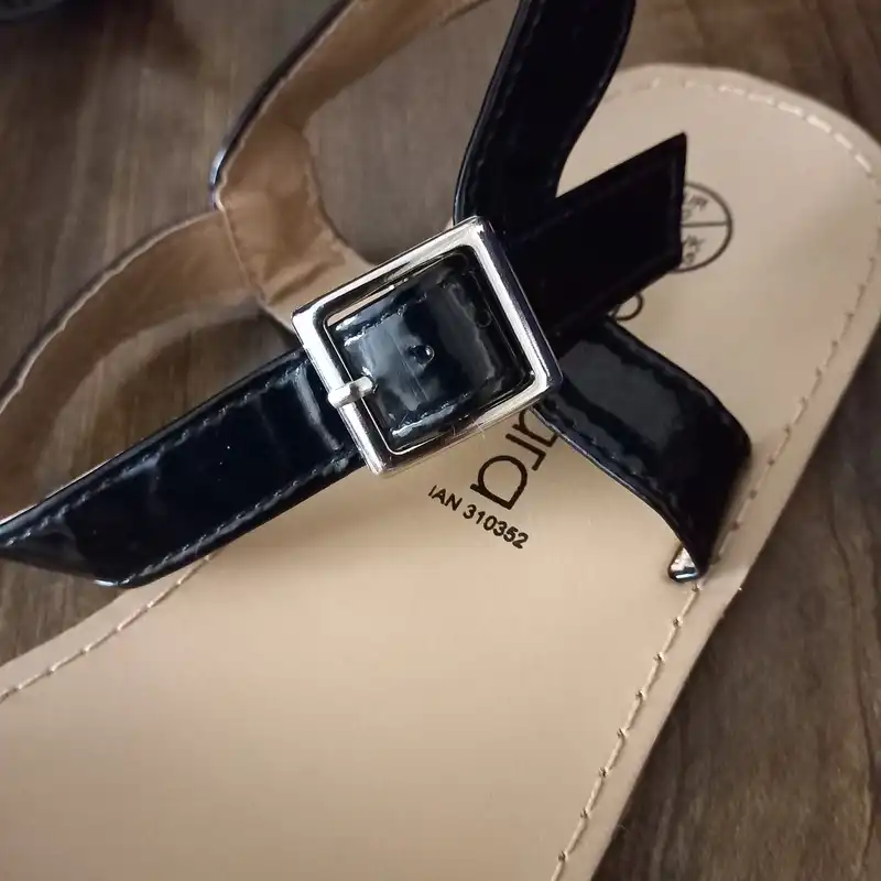 صندل زنانه اسمارا مدل SS20