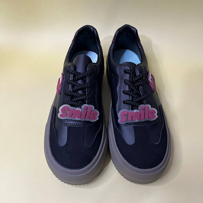 کفش روزمره زنانه مدل پارلا