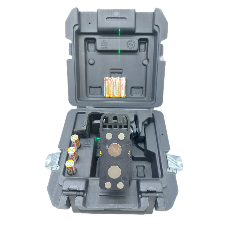 تراز لیزری مدل DW088CG6