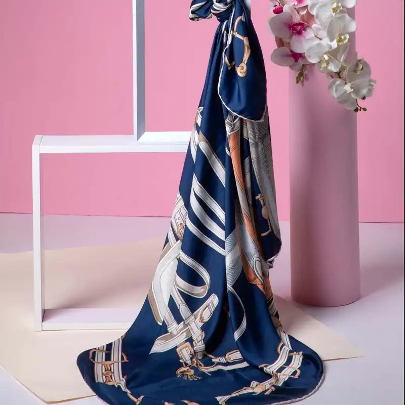 روسری زنانه مدل زنجیری