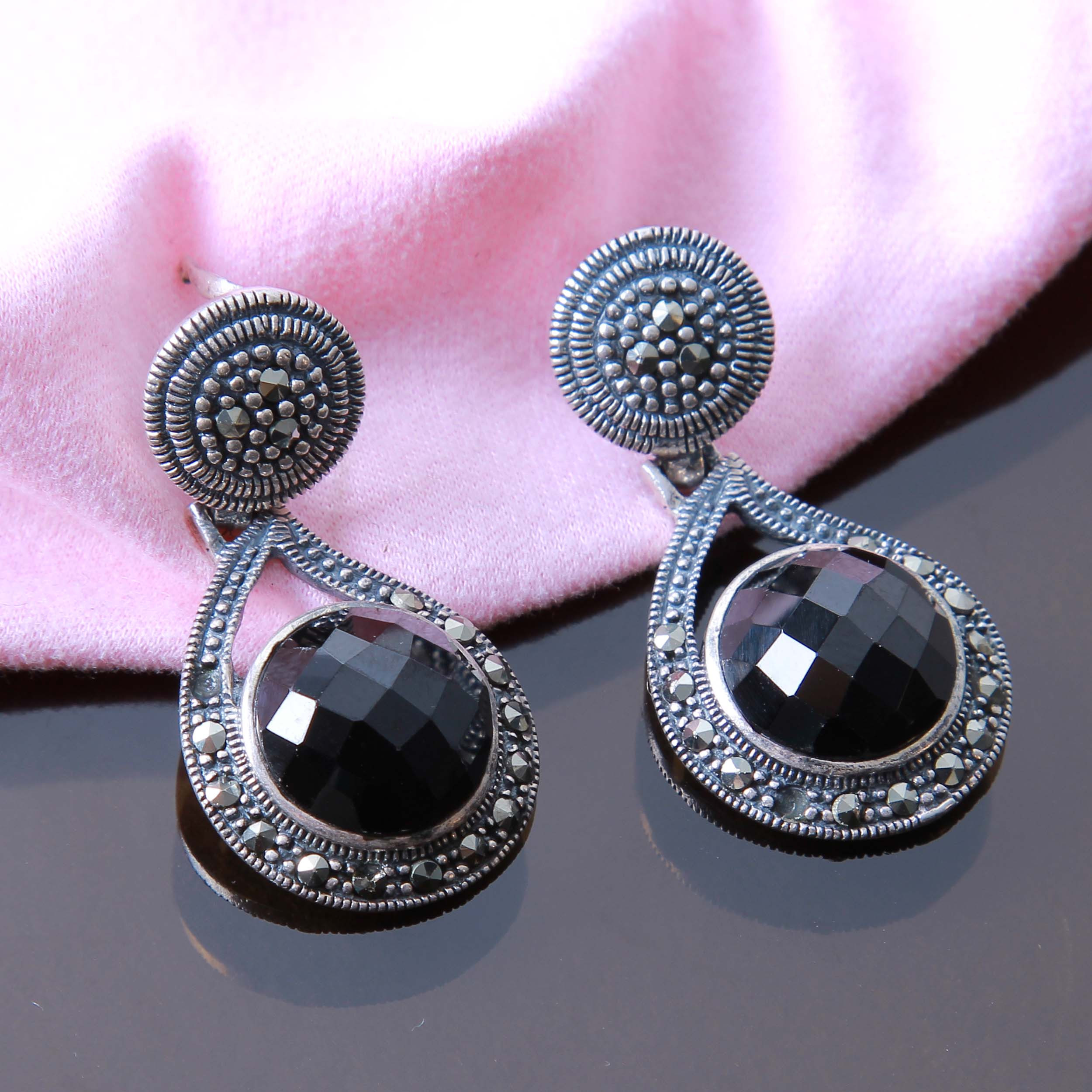 گوشواره نقره زنانه بازرگانی میلادی مدل فانتزی سنگ حدید فول نگین بدون ریزش ابکاری رادیوم کد GZN_201