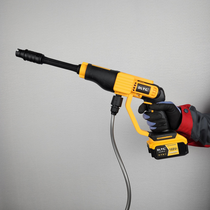 کارواش شارژی صنعتی دی ال تی سی کد 1401 مجموعه 9 عددی