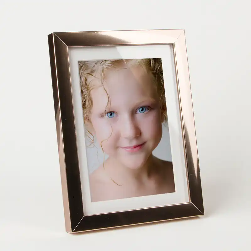 قاب عکس سالی وود مدل 215 کد FPCRM-22A-1520-101 سایز 16×21 سانتی متر