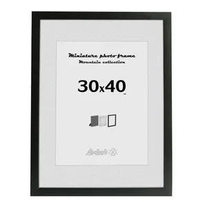 قاب عکس مینیاتور کد FA4030 سایز  30×40 سانتی متر 