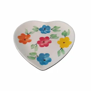 پیش دستی مدل  قلبی گلدار 