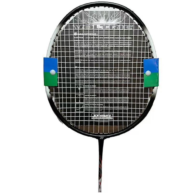 عکس شماره 15 : راکت بدمینتون مدل voltric کد 712 بسته دو عددی