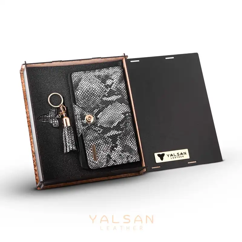 ست هدیه زنانه چرم یلسان مدل رادیس کد PRM-RTL-165-msk