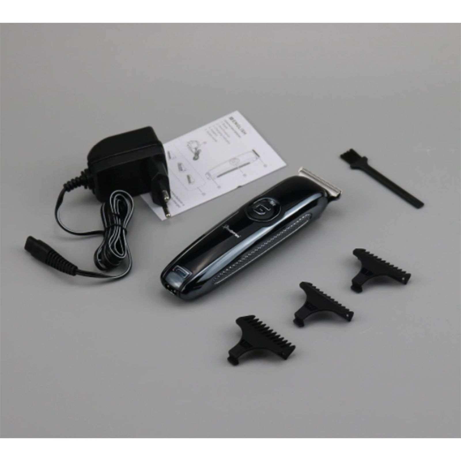 ماشین اصلاح موی سر و صورت جیمی مدل GM-6050، نمایشگر وضعیت باتری، منبع انرژی با برق، تکنولوژی اصلاح به صورت برش مستقیم، اندازه اصلاح 0.1 میلی‌متر، به‌همراه روغن، برس تمیزکننده -  - 12