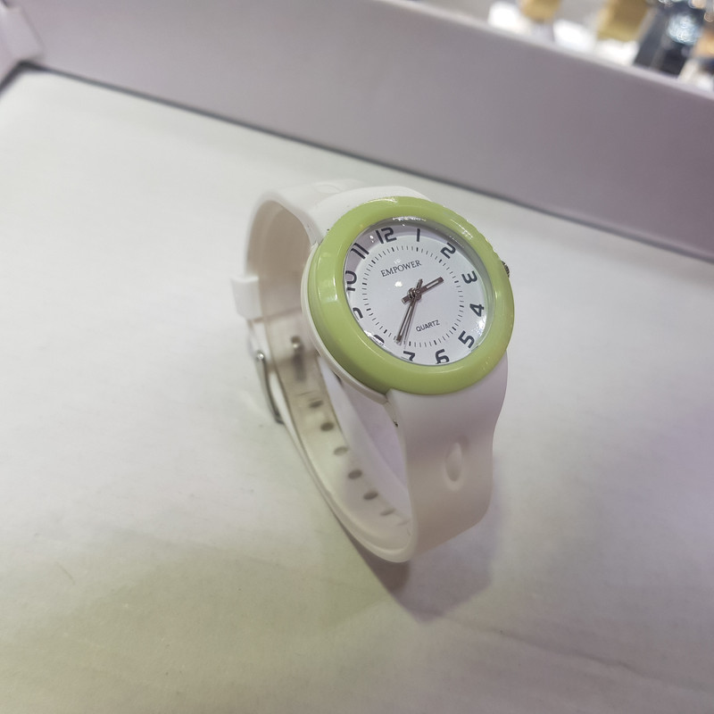 ساعت مچی عقربه ای بچگانه امپاور مدل 88ki26 ساعت مچی عقربه ای بچگانه امپاور مدل 88ki26