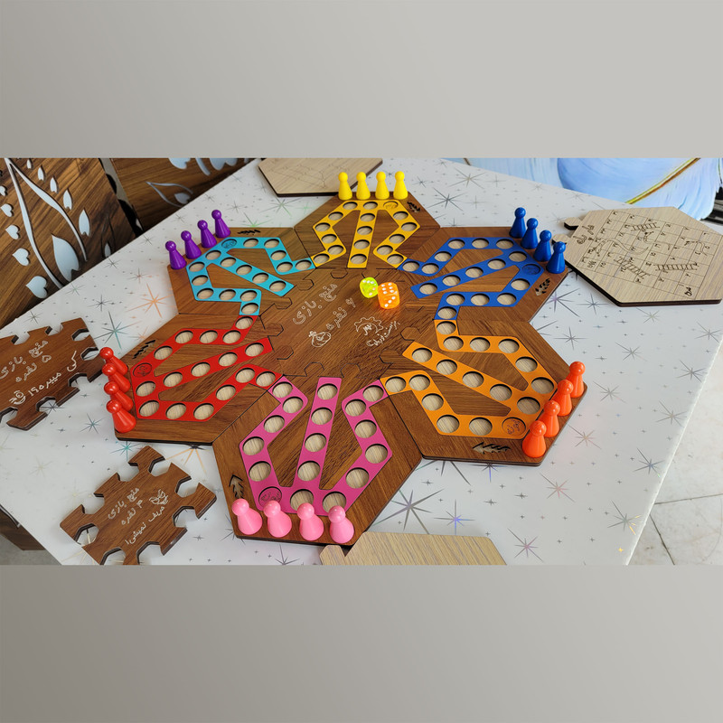 بازی فکری مدل منچ چند کاربره مجموعه 9 عددی