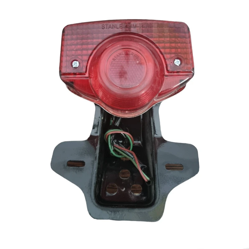 چراغ خطر عقب موتور سیکلت وارون مدل پایه فلزی کد B-47 مناسب برای هوندا CG