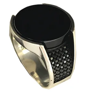 انگشتر نقره مردانه مدل اسپرت مزین به عقیق 930-2