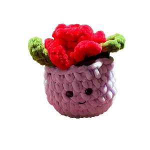 عروسک بافتنی طرح گلدان رز