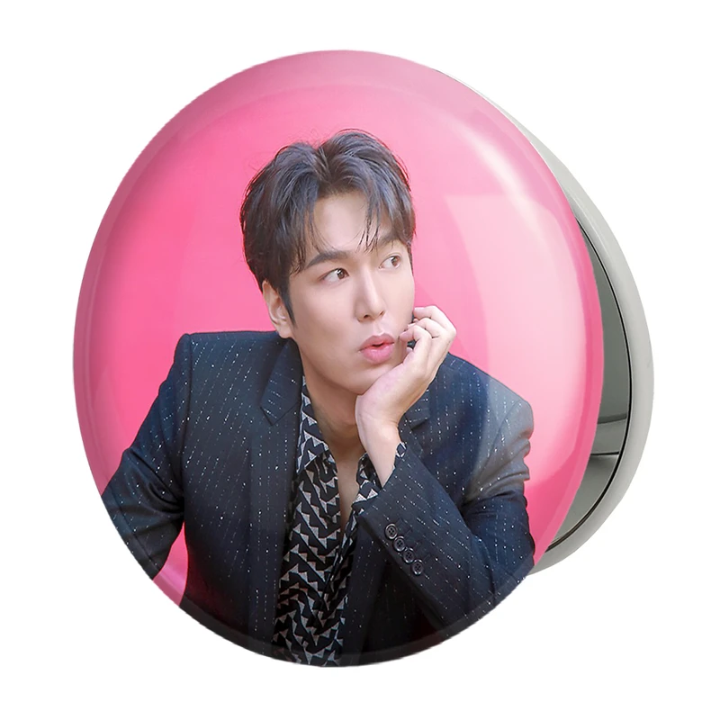 آینه جیبی خندالو طرح لی مین هو Leemin ho مدل تاشو کد 12388 