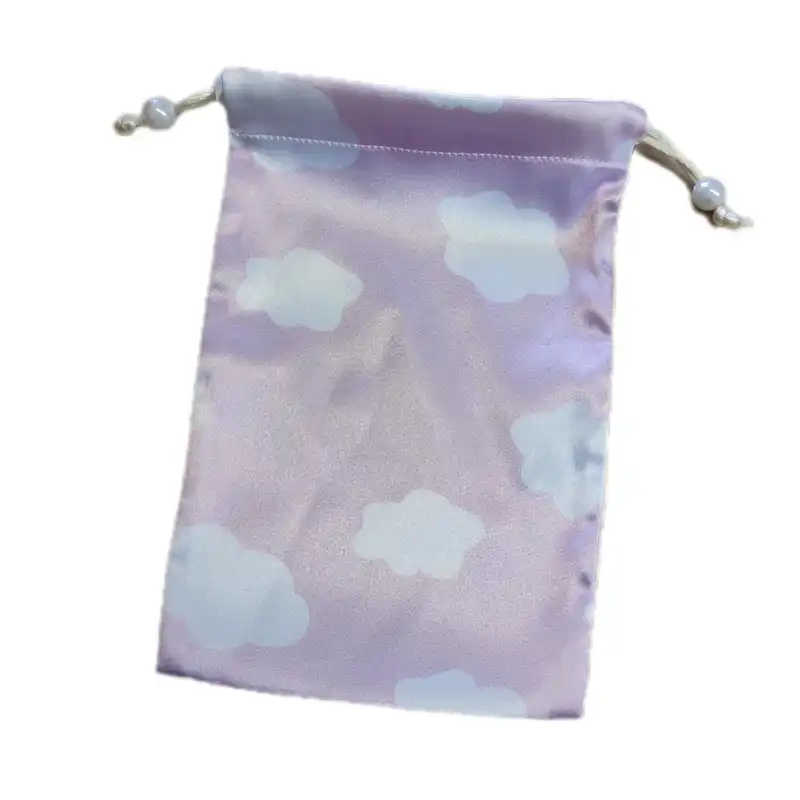 چشم بند خواب مدل ساتن ابریشم طرح ابر به همراه کش مو و کیسه