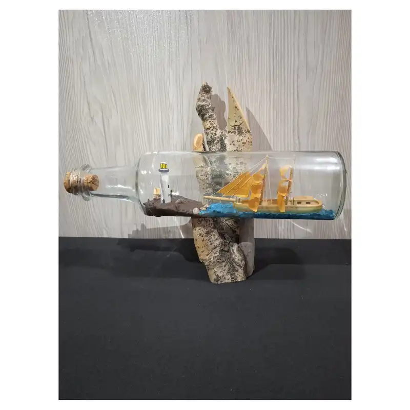 ماکت مدل کشتی درون بطری