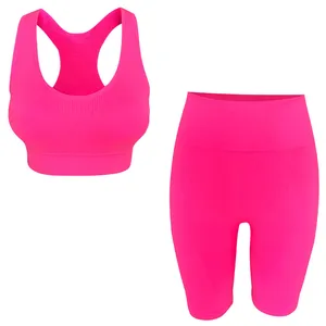 ست نیم‌تنه و شلوارک ورزشی زنانه مدل 23