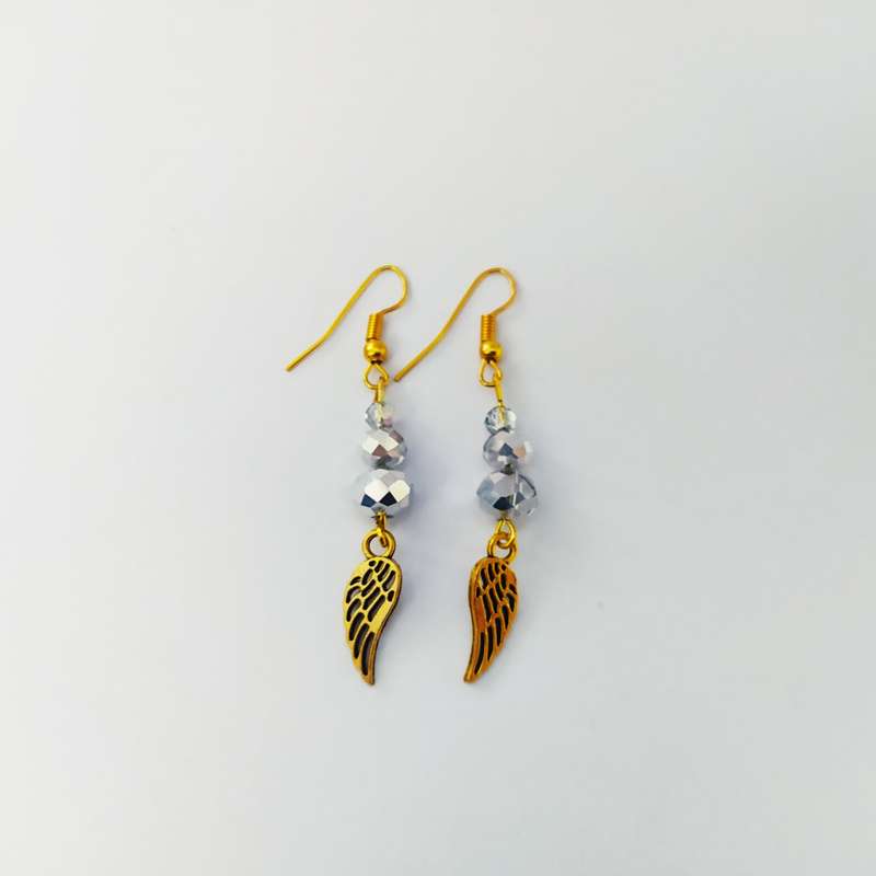 گوشواره دخترانه مدل کریستالی آویزدار کد B2 گوشواره دخترانه مدل کریستالی آویزدار کد B2