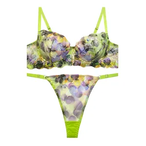 ست شورت و سوتین زنانه ژینا مدل توری کد 10068