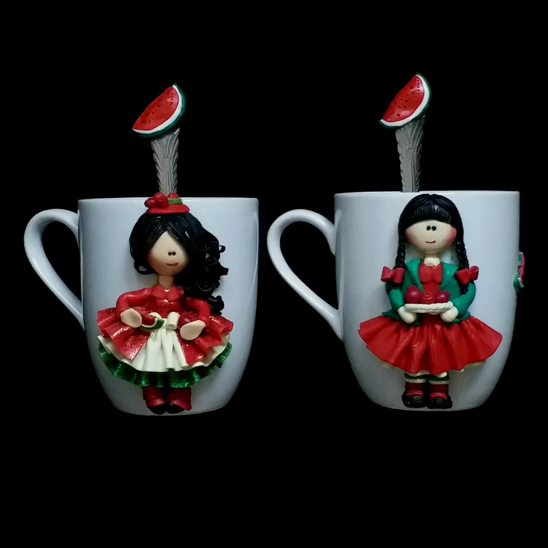 ماگ سرامیکی مدل هندوانه و انار کد L645 به همراه قاشق مجموعه 2 عددی